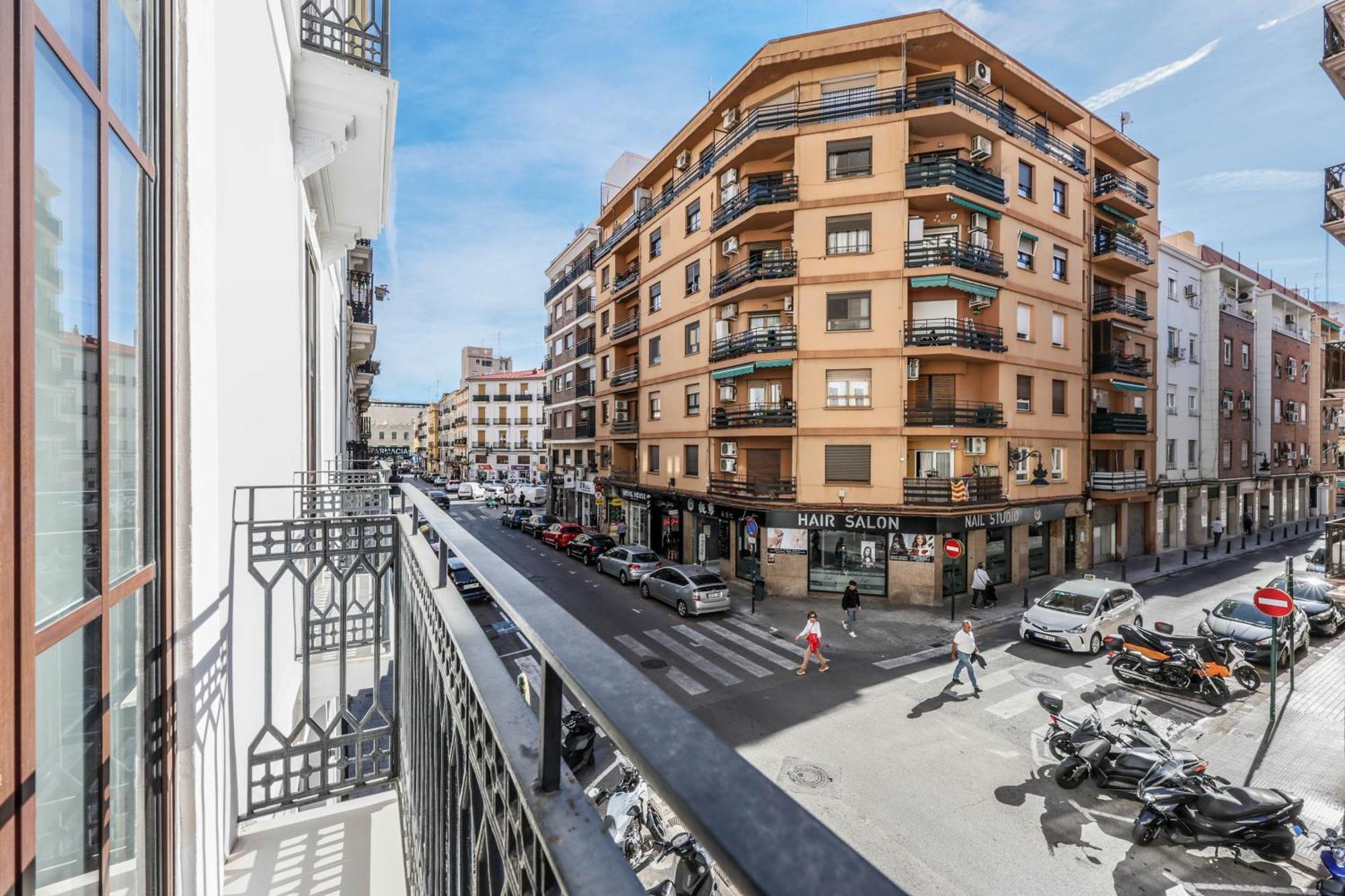Amazinn Places Evi Apartments Valencia Eksteriør billede